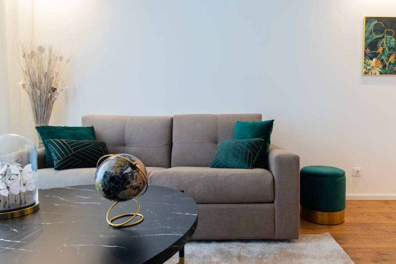 Stunning Apartment W/ Free Parking By Lovelystay 포르투 외부 사진
