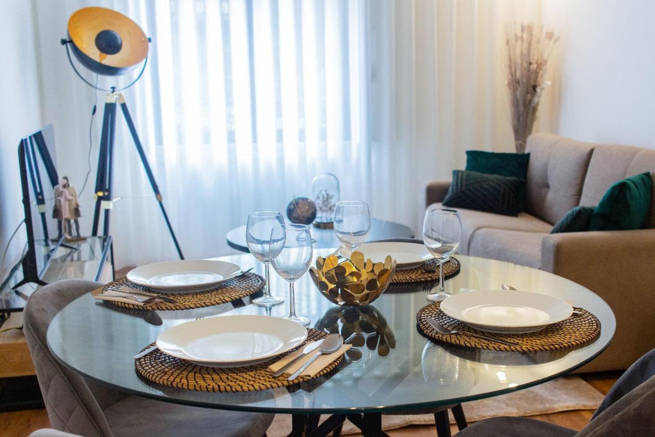 Stunning Apartment W/ Free Parking By Lovelystay 포르투 외부 사진
